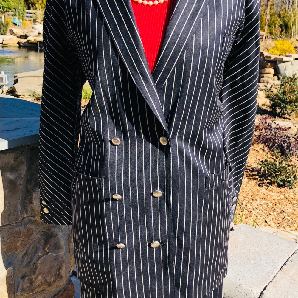 Escada vintage women’s suit 1980s